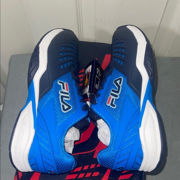 Fila Women's Axilus 2 Energized Tennis  athletuc Shoes White Size 8 - Picture 9 of 14